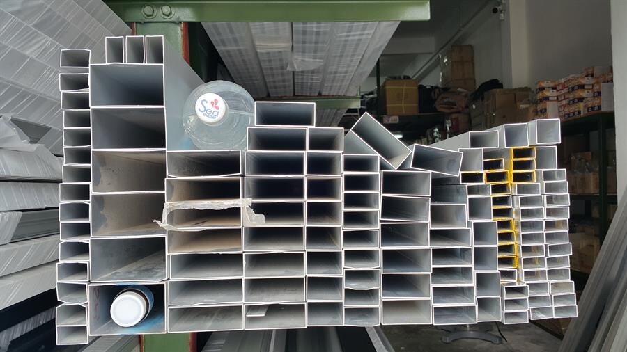 12.7mm x 25.4mm / 1/2 x 1 Inch Aluminium Rectangular Hollow Bar 2ft / 4ft / 6ft WHITE / MF  DIY Home Improvement