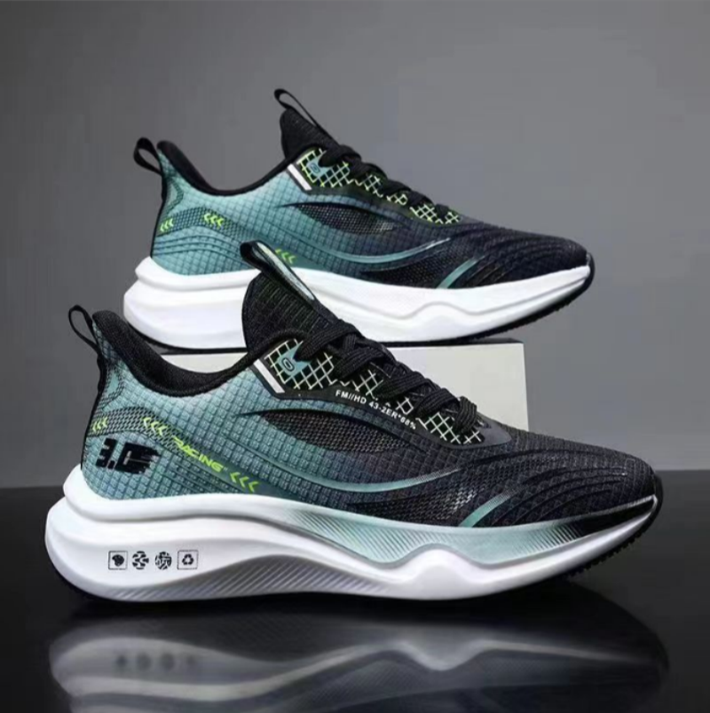 Flying Woven Men's Shoes Fashion Soft Sole Casual Shoes Outdoor Sports Running Shoes